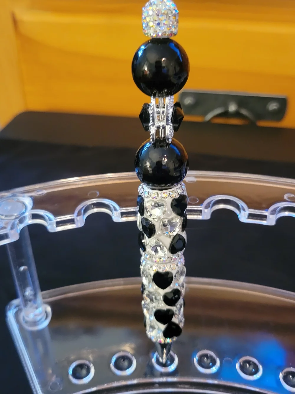 N/A elegant black